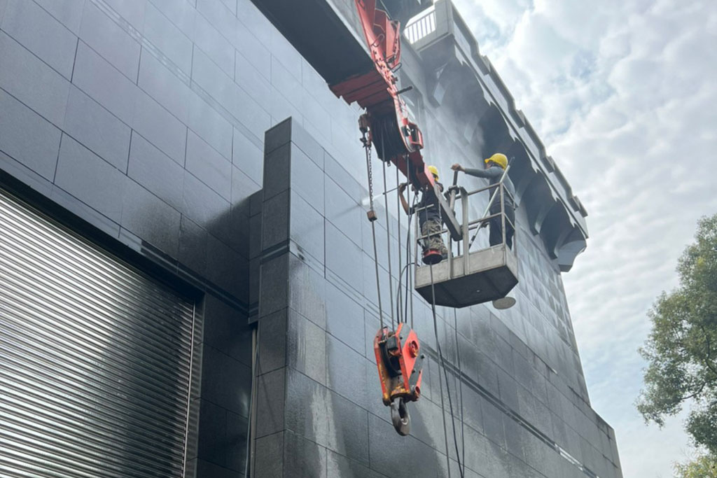 外牆高空作業